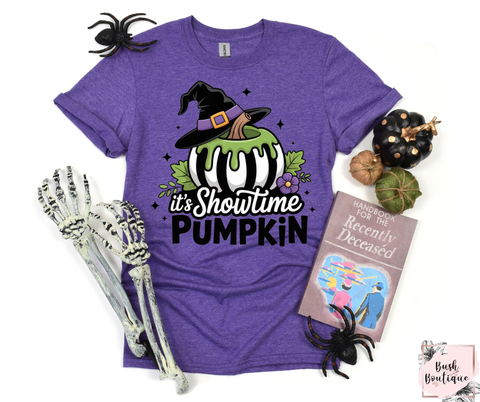 It's showtime pumpkin t-shirt