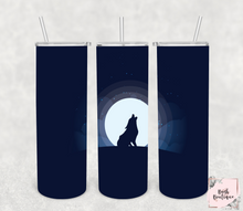 Load image into Gallery viewer, Wolf 20 ounce tumbler designs
